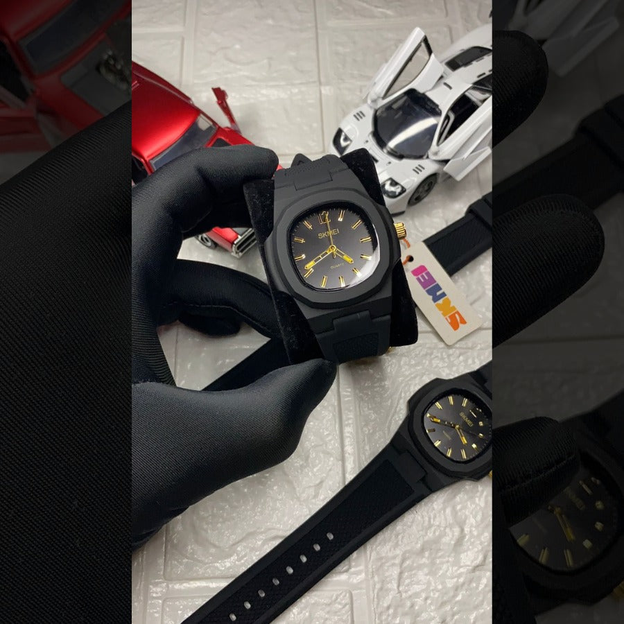 Skmei – 1717 – Quartz Sports Waterproof – Golden
